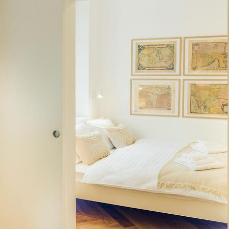 Stylish Apartment In Historical Center ลูบลิยานา ภายนอก รูปภาพ